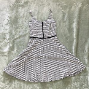 Aqua brand black and white geometric pattern A-line dress size XS